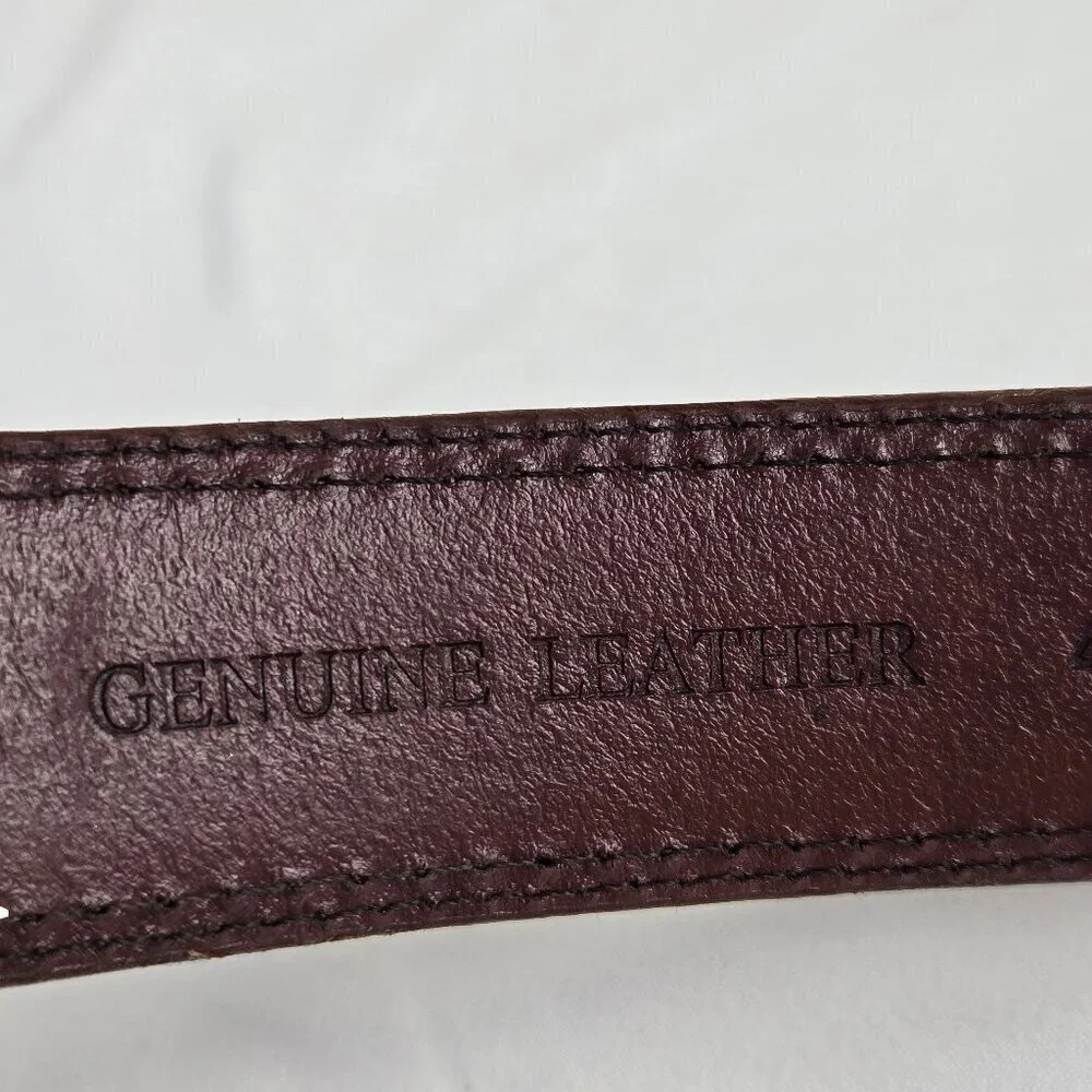 IZOD Size 40 Men's Brown Leather Belt Brushed Silver Tone Hardware